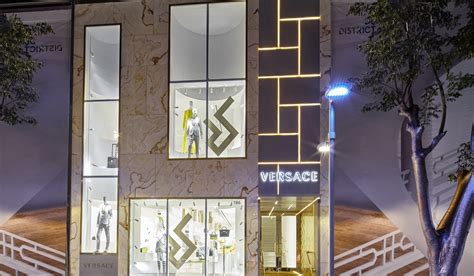 versace miami uhr|Versace store in Miami, Florida .